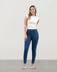 JEANS SKINNY TIRO ALTO