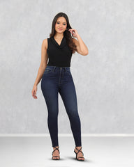 JEANS TIRO SUPER ALTO SKINNY