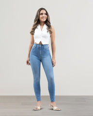 JEANS SKINNY TIRO SUPER ALTO