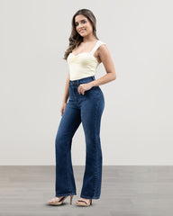 JEANS MUJER BOOTCUT TIRO SUPER ALTO