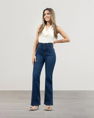 JEANS MUJER BOOTCUT TIRO SUPER ALTO