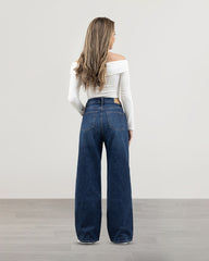 JEANS WIDE LEG TIRO SUPER ALTO
