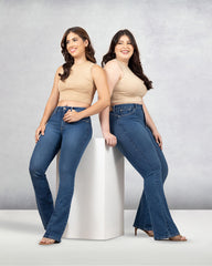 JEANS MUJER CURVY FIT ACAMPANADO