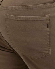 JEANS HOMBRE SLIM MEDIUM RISE