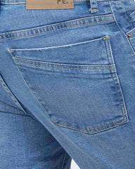 SKINNY FIT JEAN