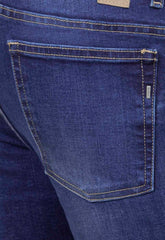 SKINNY FIT JEAN